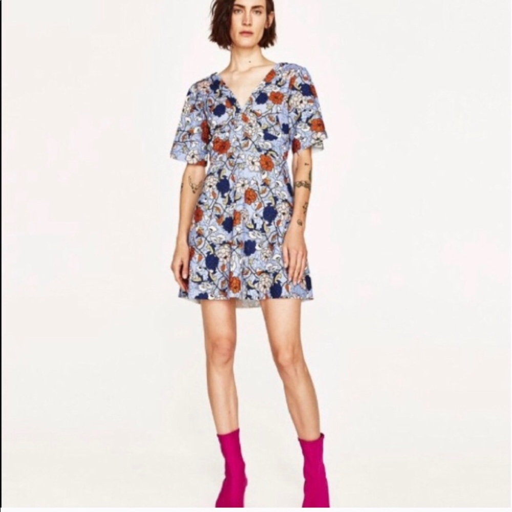 Zara Floral V Neck Dress Sz S